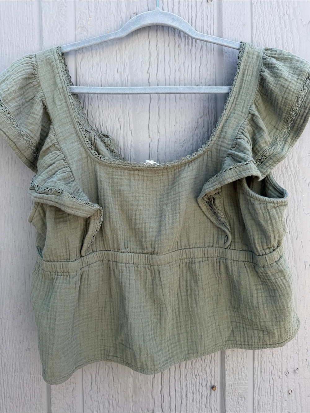 Aerie Button Front Ruffle Sleeve Top Size: XL - Picture 6 of 7